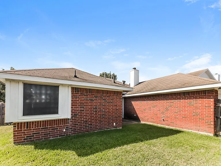 7605 Colfax Dr — Photo 19