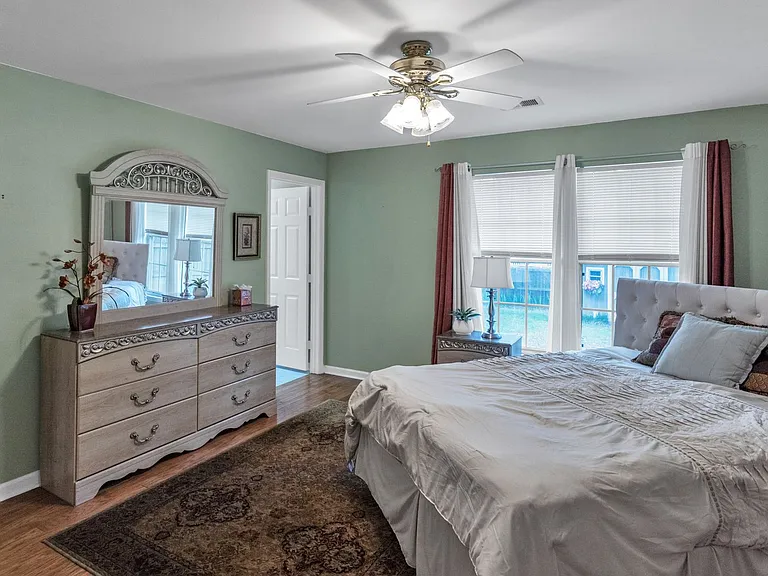 265 Okehampton Dr — Photo 17