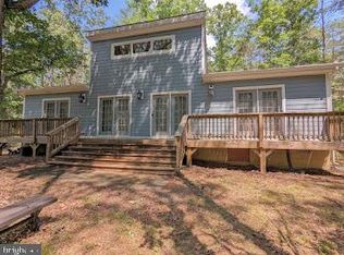 141 Lake Cedar Ct, Springfield, WV 26763