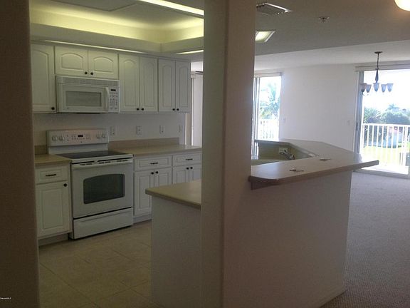 3rd image of 768 Lago Dr Unit 303