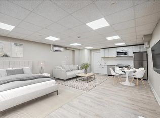 27 Middle St APT 1, Waltham, MA 02451