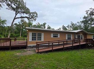 992 SW Newark Dr, Fort White, FL 32038
