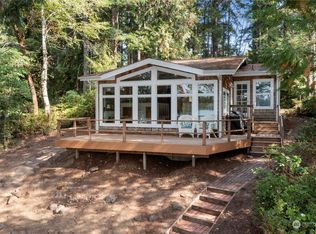 720 E Phillips Lake Loop Rd, Shelton, WA 98584