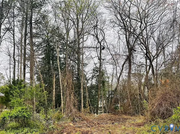 10706 Kriserin Cir, Chester, VA 23831