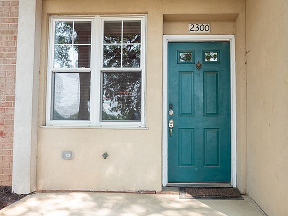 3rd image of 2300 18th St NE #2300