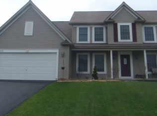 1115 Channing Woods Dr, Webster, NY 14580