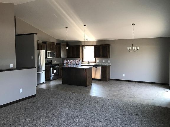 3rd image of 8925 Nevada Cir N