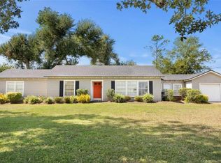 4012 Holly Hill Rd, Lake Charles, LA 70605