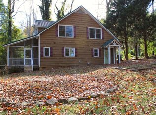 306 Daniel Dr, Laurel Park, NC 28739