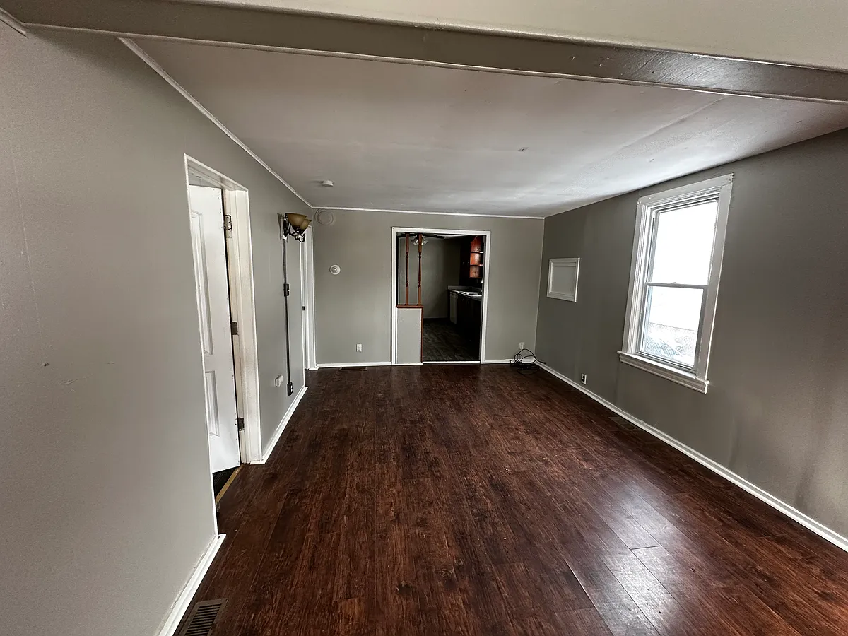 Building Photo - 96 Arnold Pl #1