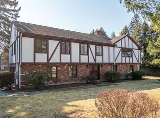 1640 Commonwealth Ave, Newton, MA 02465