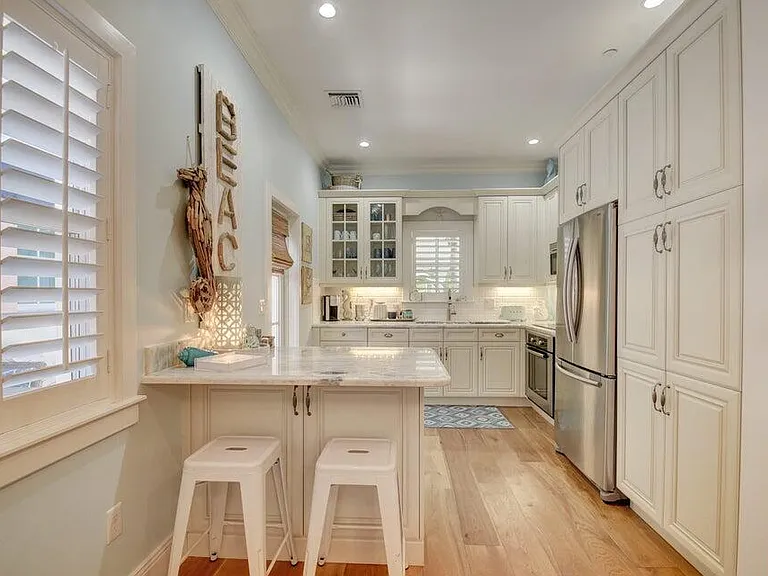 2225 S Ocean Blvd — Photo 8