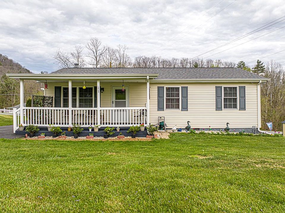 1st image of 18160 Ridgeview Dr