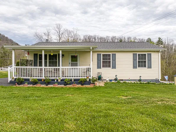 18160 Ridgeview Dr, Abingdon, VA 24211