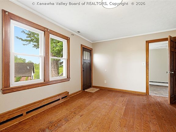 5th image of 1754 2nd St