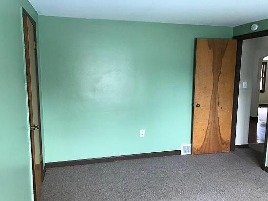 5th image of 481 17th St #2