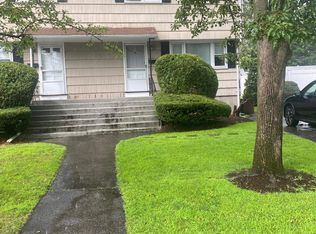 15 George Rd #A, Winchester, MA 01890