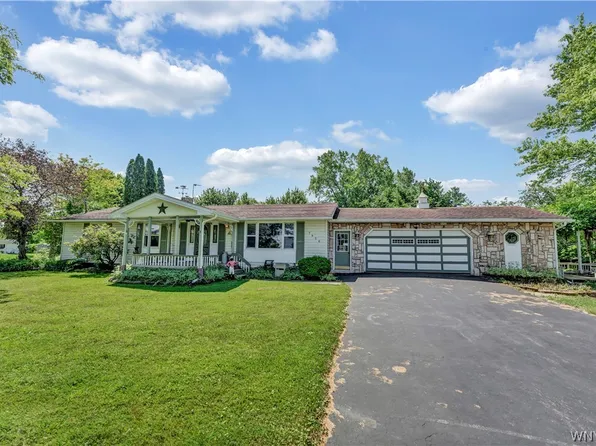 7956 Chestnut Ridge Rd, Gasport, NY 14067