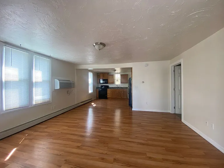 72 E Washington St — Photo 3