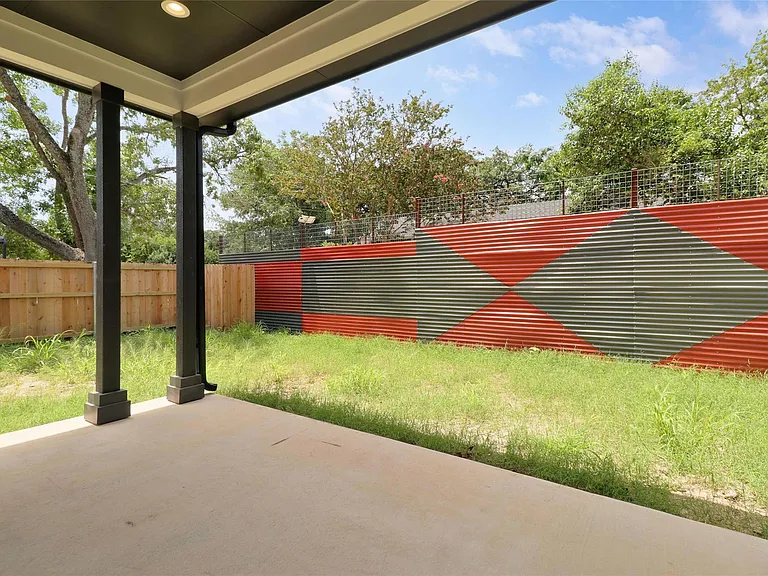 200 W Goforth Rd #1 — Photo 24