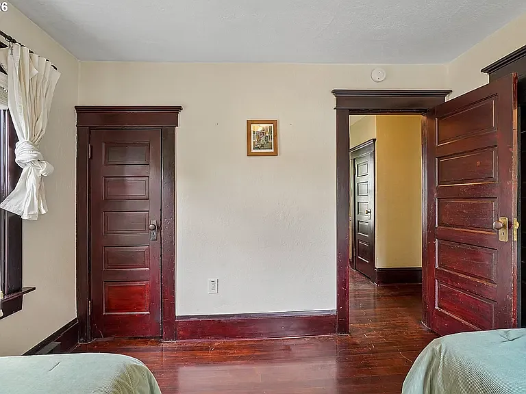 71 NE Alberta St — Photo 17