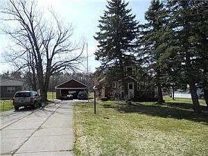 7410 Clinton St photo 1