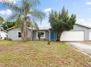 823 Lamplighter Dr NW, Palm Bay, FL 32907