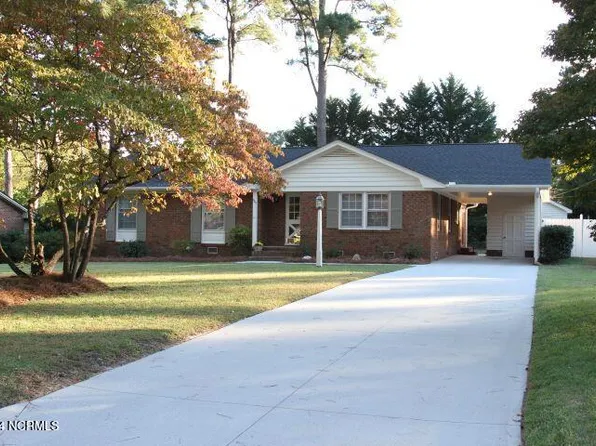 1713 Woodside Drive W, Wilson, NC 27893