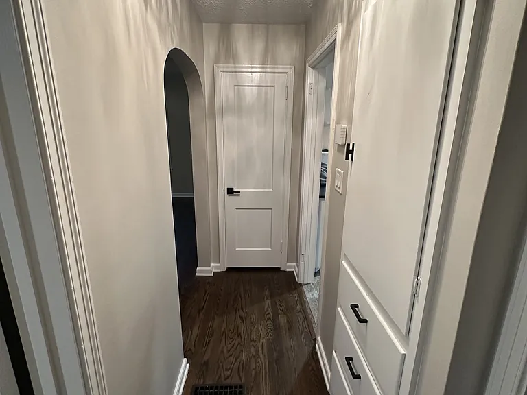 387 E Royal Forest Blvd — Photo 10