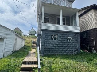 1912 Johnson St, Braddock, PA 15104