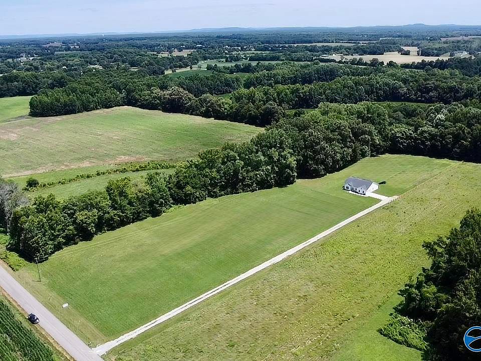 1st image of 64 Elliot Rd