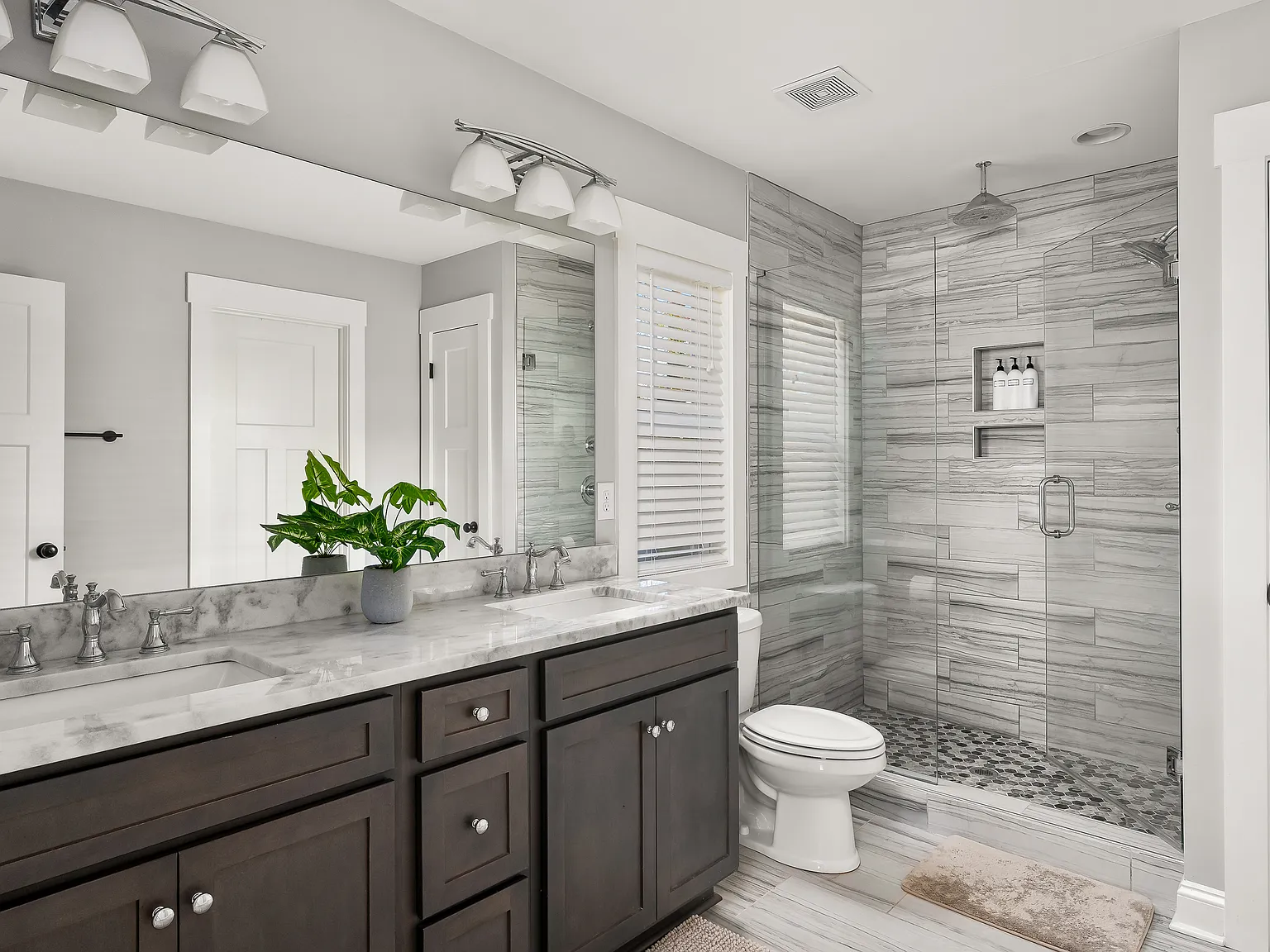 13 McAdoo Ave — Photo 3