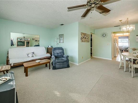 5th image of 5246 81st St N APT 21