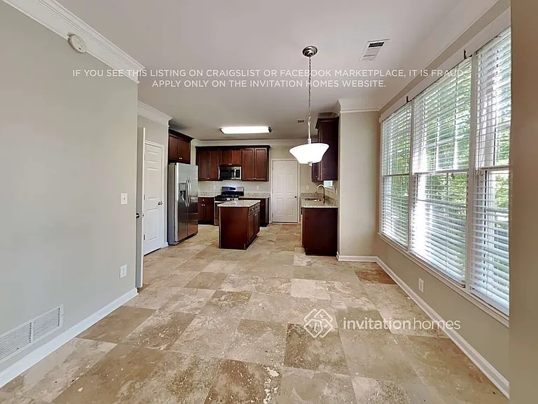 1613 Babbling Brook Cv — Photo 9