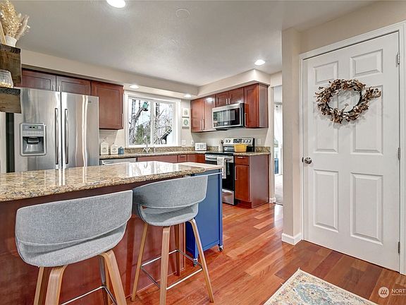 4th image of 41406 SE 125th Street