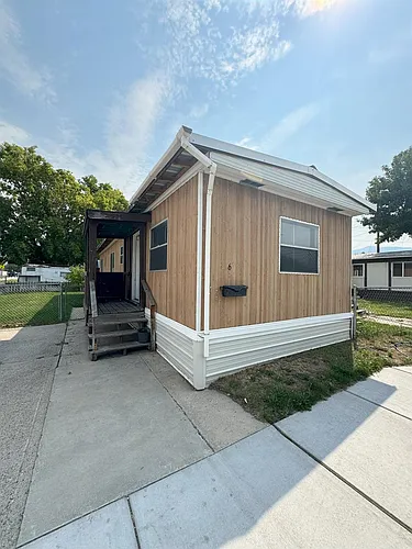 Floor plan Trailer 2bd