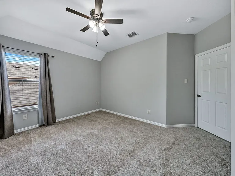 920 Ethan Rd — Photo 17