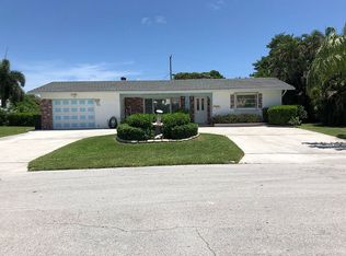 2700 NE 4th Dr, Boca Raton, FL 33431