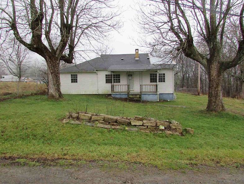 1st image of 1304 Terry Ave