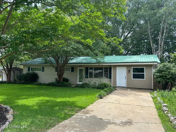 365 Gatewood Dr, Pearl, MS 39208