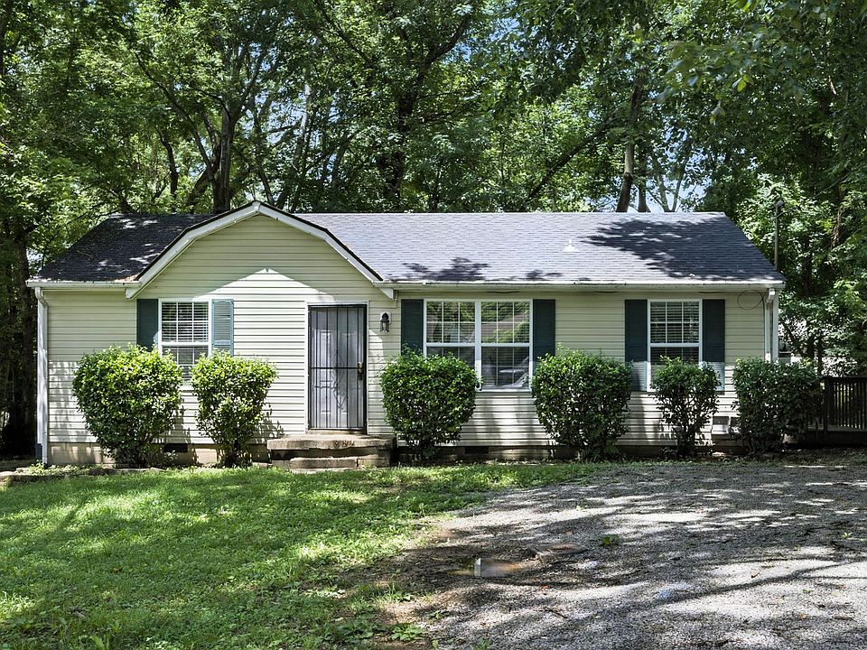 1st image of 203 Creekside Dr