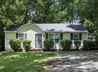 203 Creekside Dr, Clarksville, TN 37042
