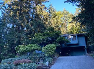21117 Pioneer Way, Edmonds, WA 98026