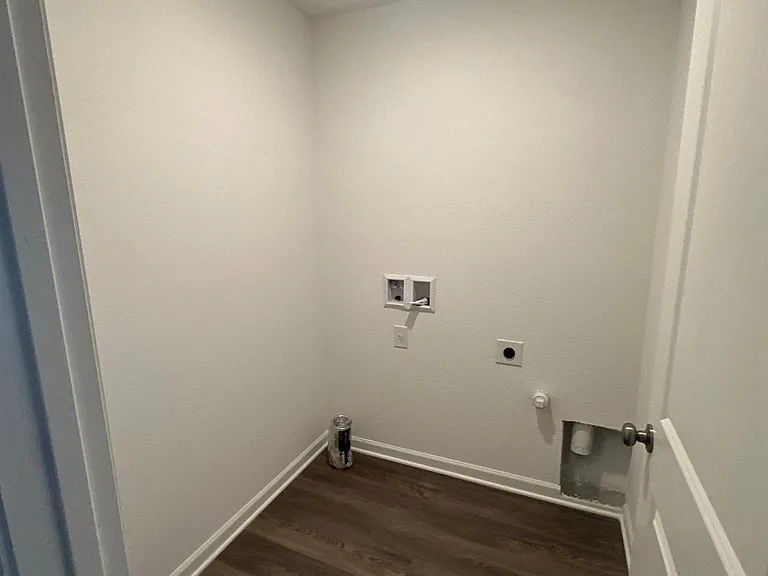 2428 Pesuna Dr — Photo 14
