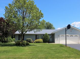 5633 N Ruth Ave, Monroe Center, IL 61052