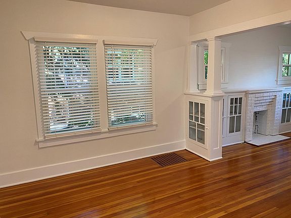 3rd image of 4163 N Knox Ct