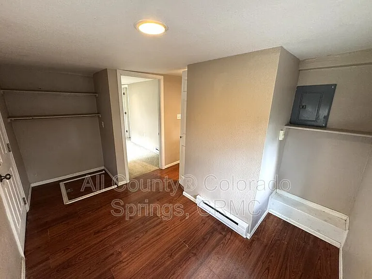 822 S Logan Ave — Photo 11