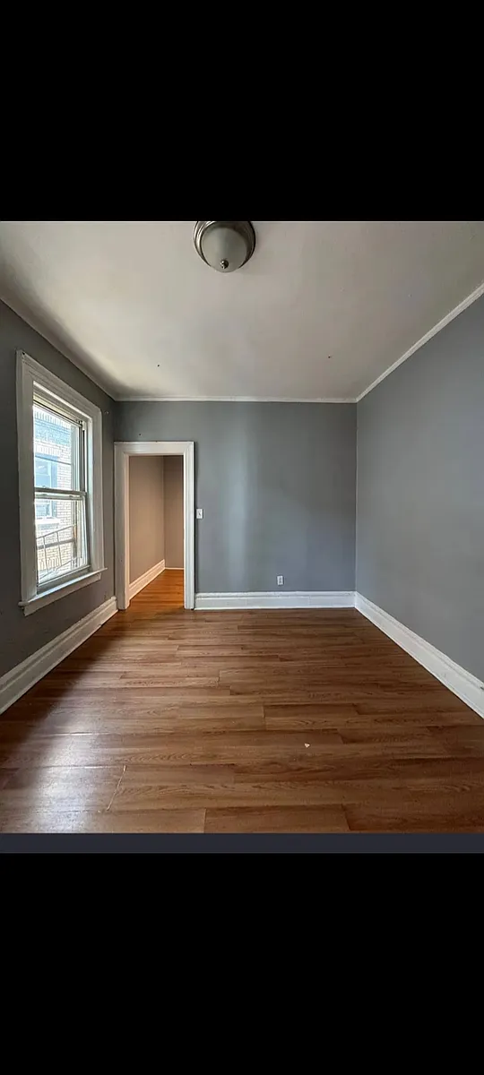 Building Photo - 36 Shepard Ave #12