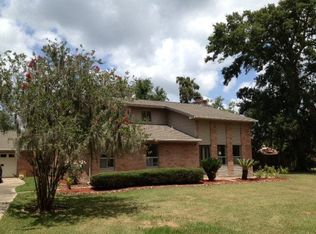 1217 County Road 201a, Angleton, TX 77515