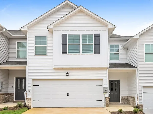 120 The Heights Dr, Calera, AL 35040